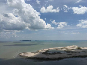 C&C HomeStay Seaview